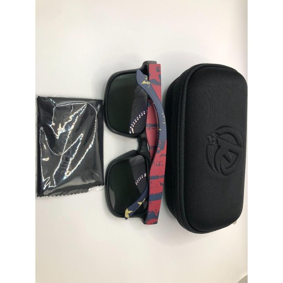 New In Plastic KDeam Sunglasses POLARIZED UV400 - Picture 3 of 6